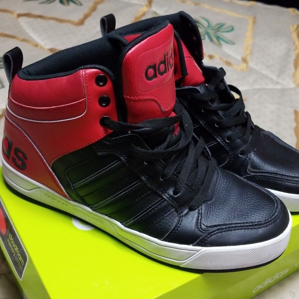 Mens shoes adidas size 8 color red and black
